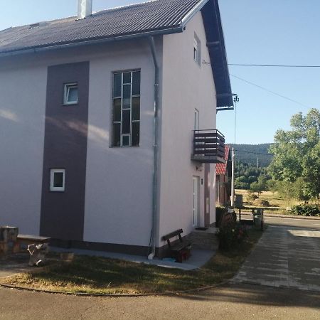 House Natali Apartment Vrhovine Bagian luar foto